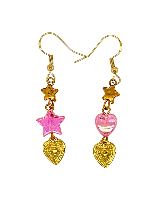 Starlit Hearts in Gold