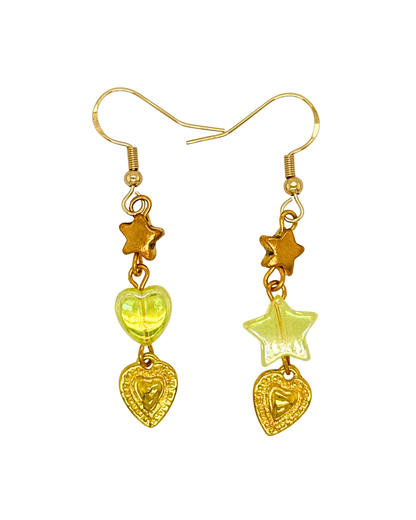 Starlit Hearts in Gold